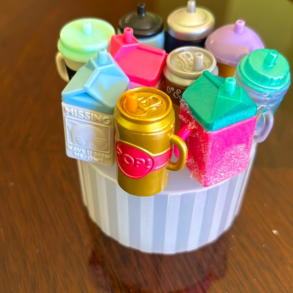LOL surprise water bottles 10 pack